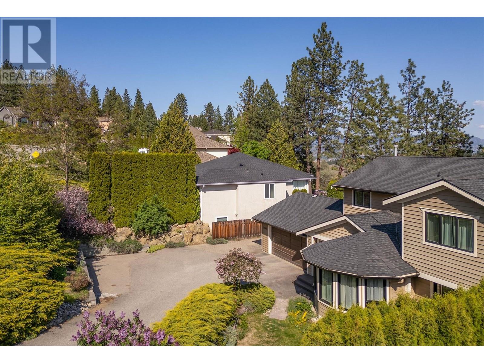  2069 Horizon Drive, West Kelowna