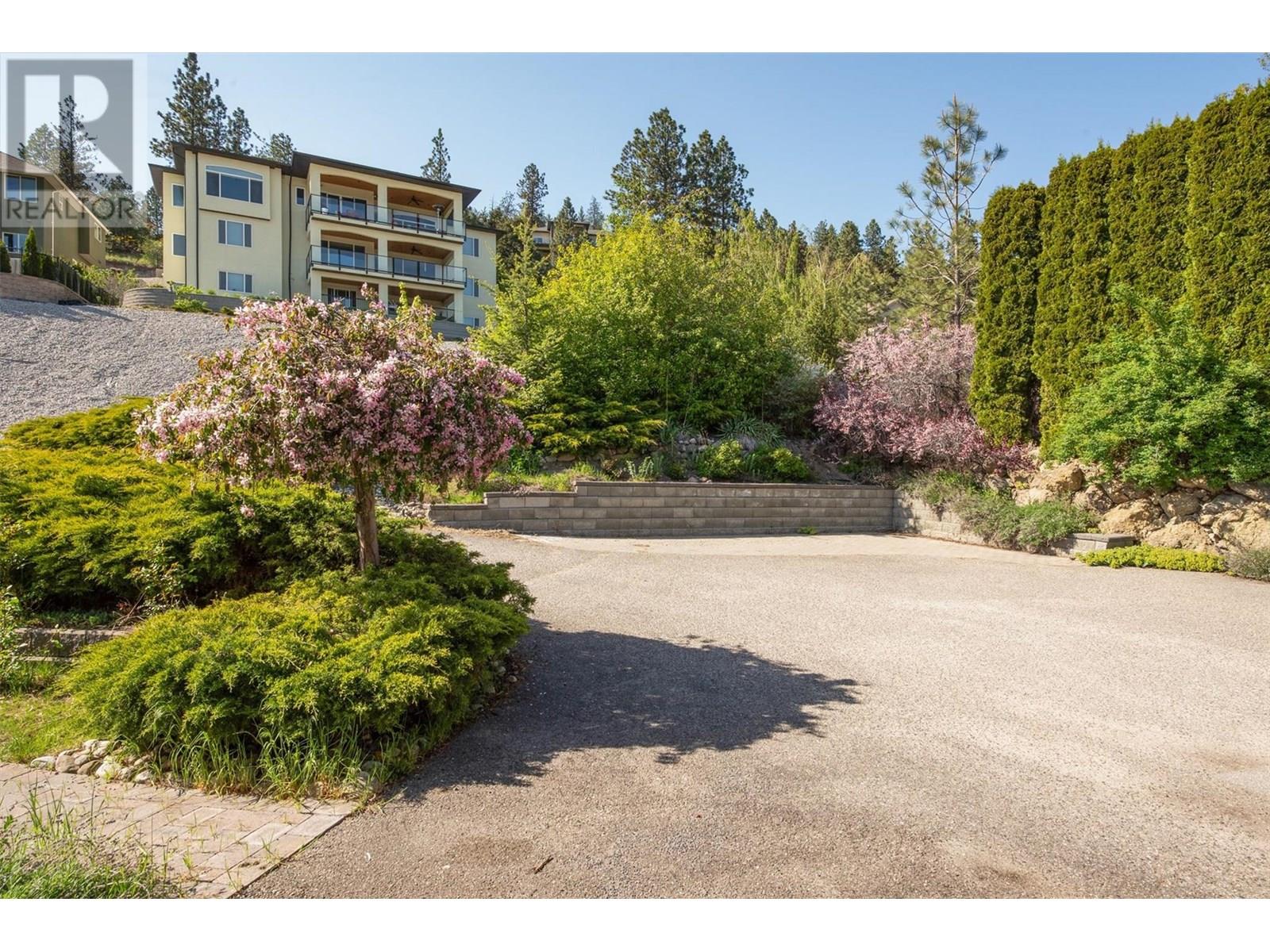  2069 Horizon Drive, West Kelowna