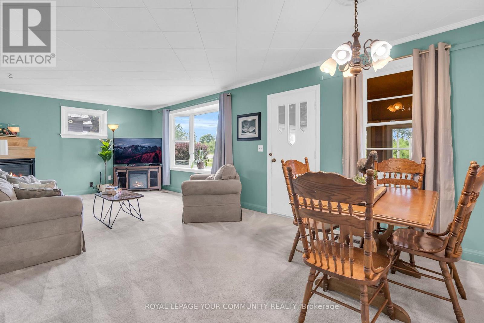 Photo 8 of 5175 Baseline Road, Georgina ON