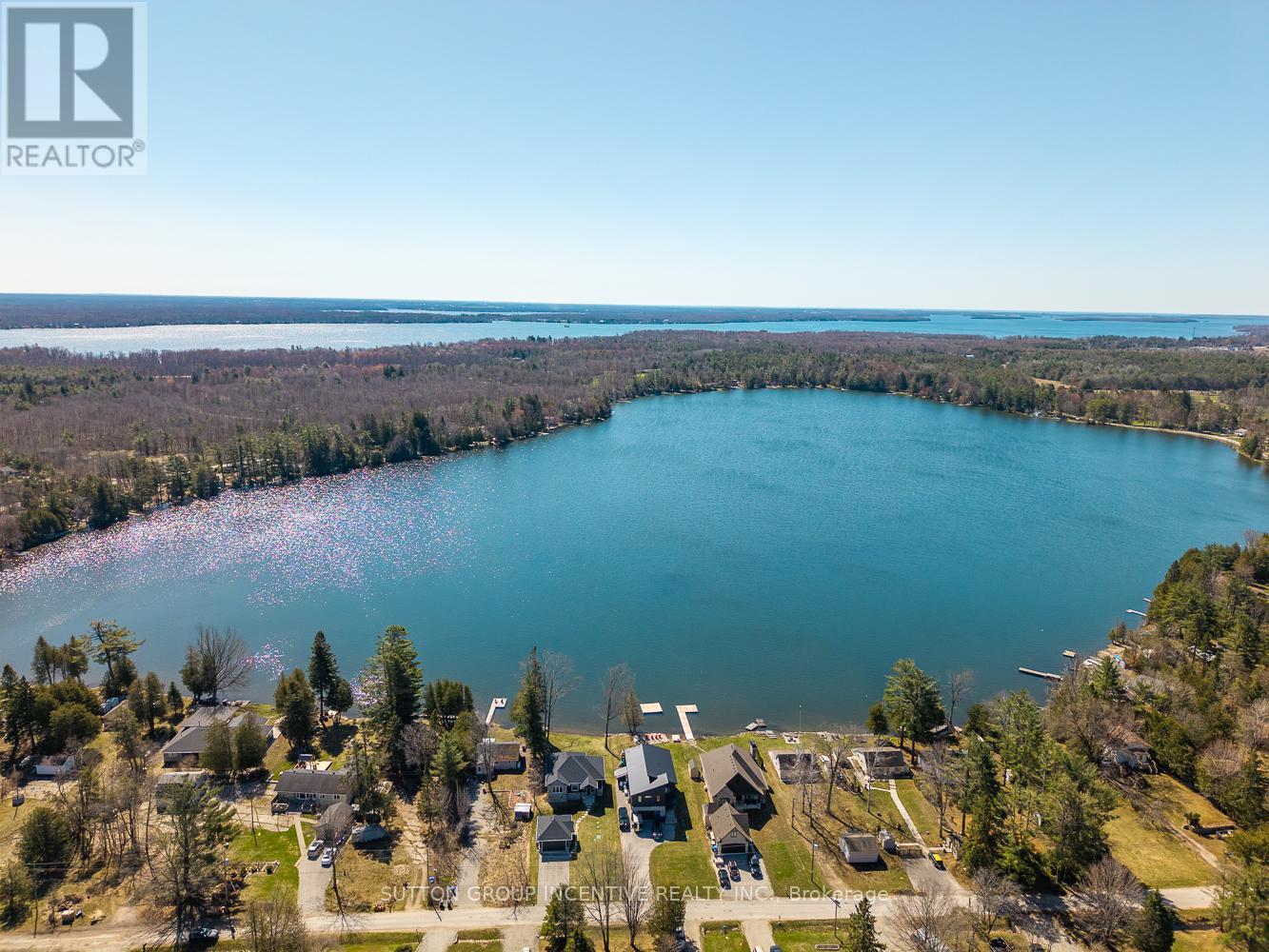 Photo 32 of 3331 Lake St George Boulevard, Severn ON