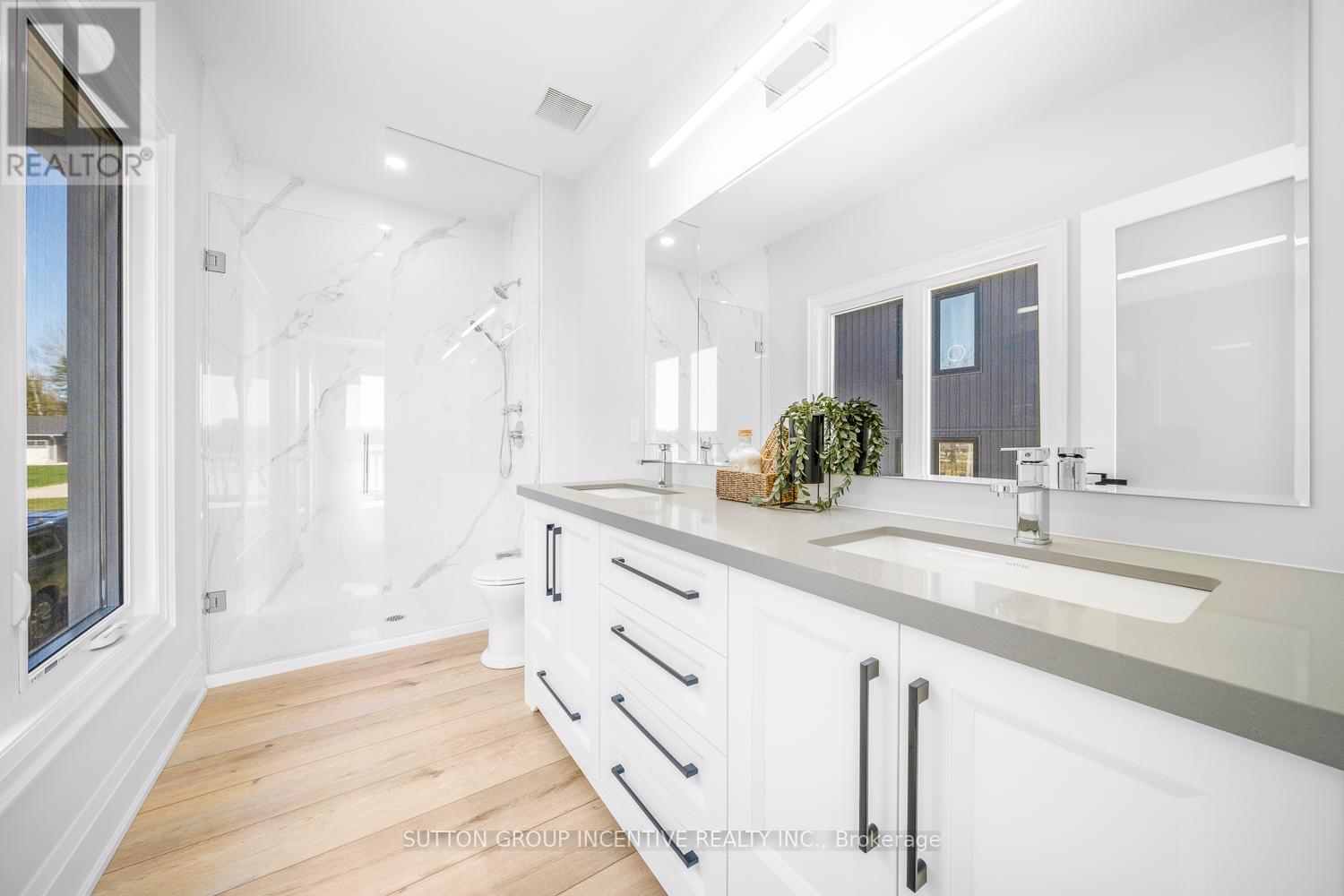 Photo 20 of 3331 Lake St George Boulevard, Severn ON