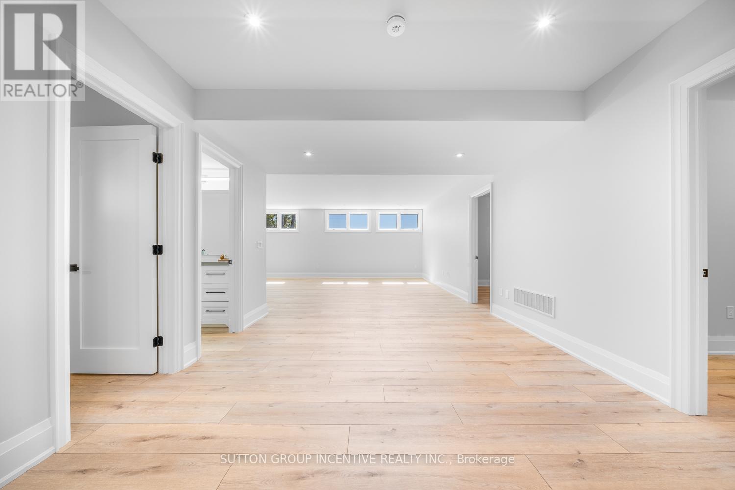 Photo 29 of 3331 Lake St George Boulevard, Severn ON