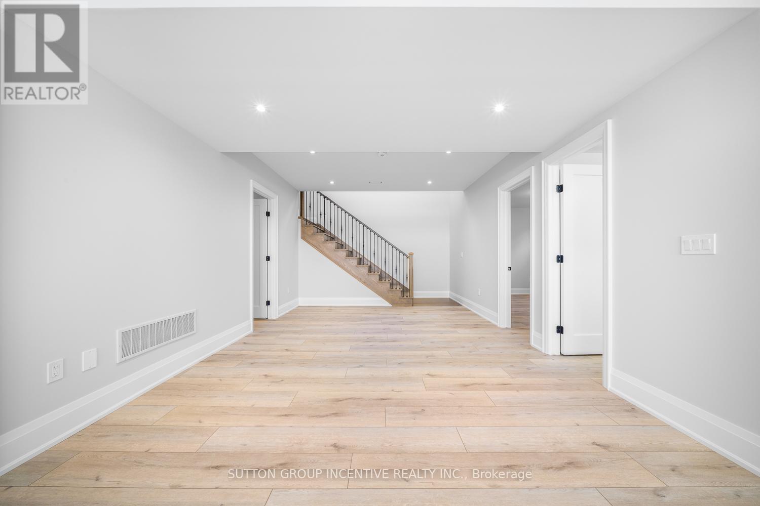 Photo 26 of 3331 Lake St George Boulevard, Severn ON