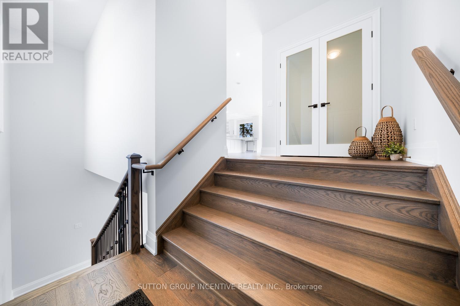 Photo 5 of 3331 Lake St George Boulevard, Severn ON