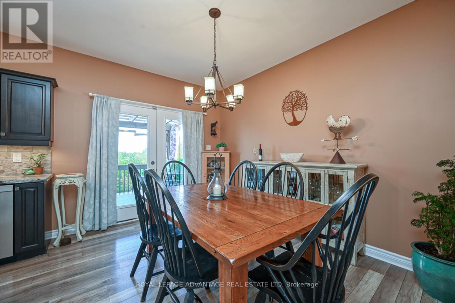 Photo 49 of 119 Sophie Lane, Merrickvillewolford ON