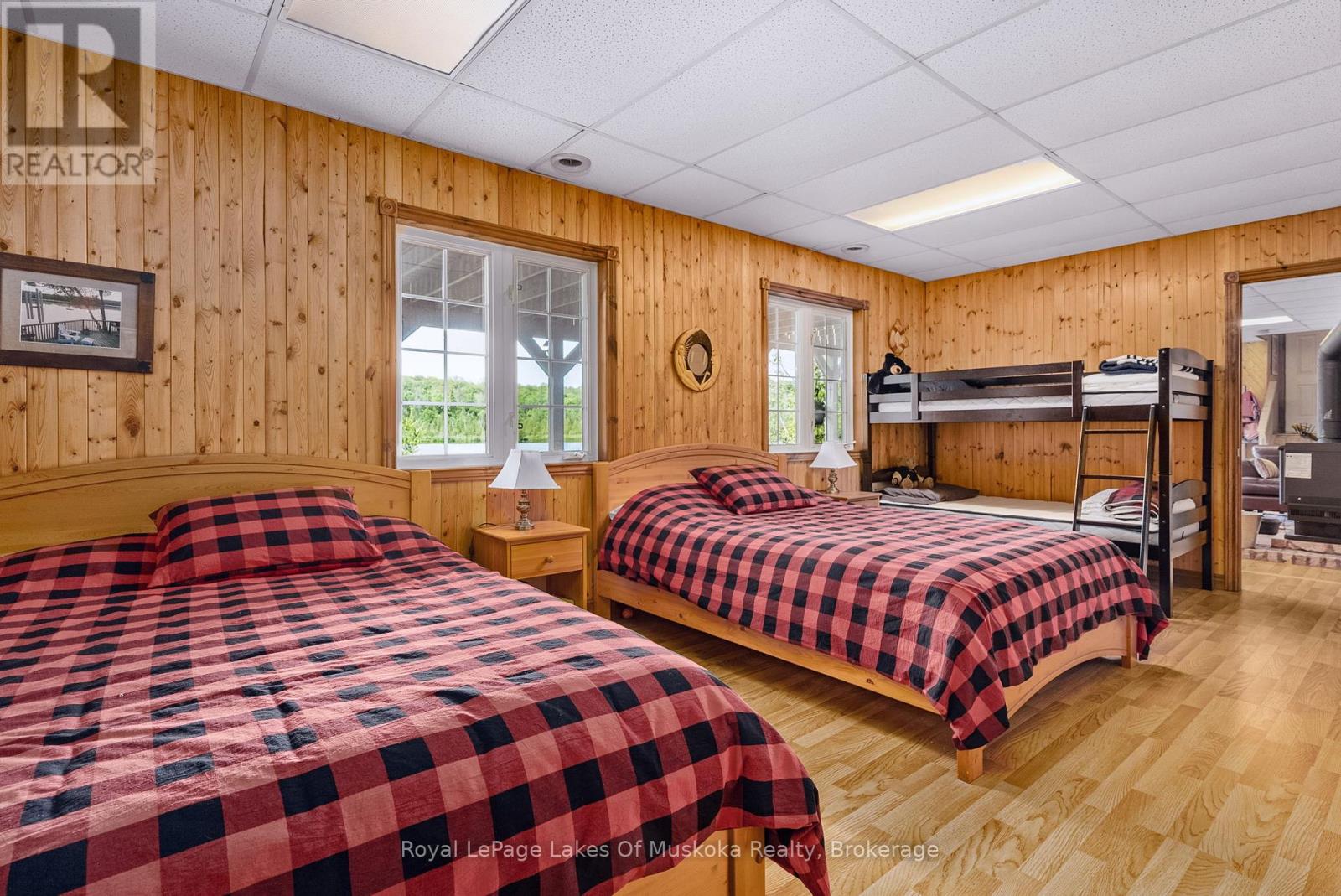 Photo 18 of 300 Wurm Road, Magnetawan ON