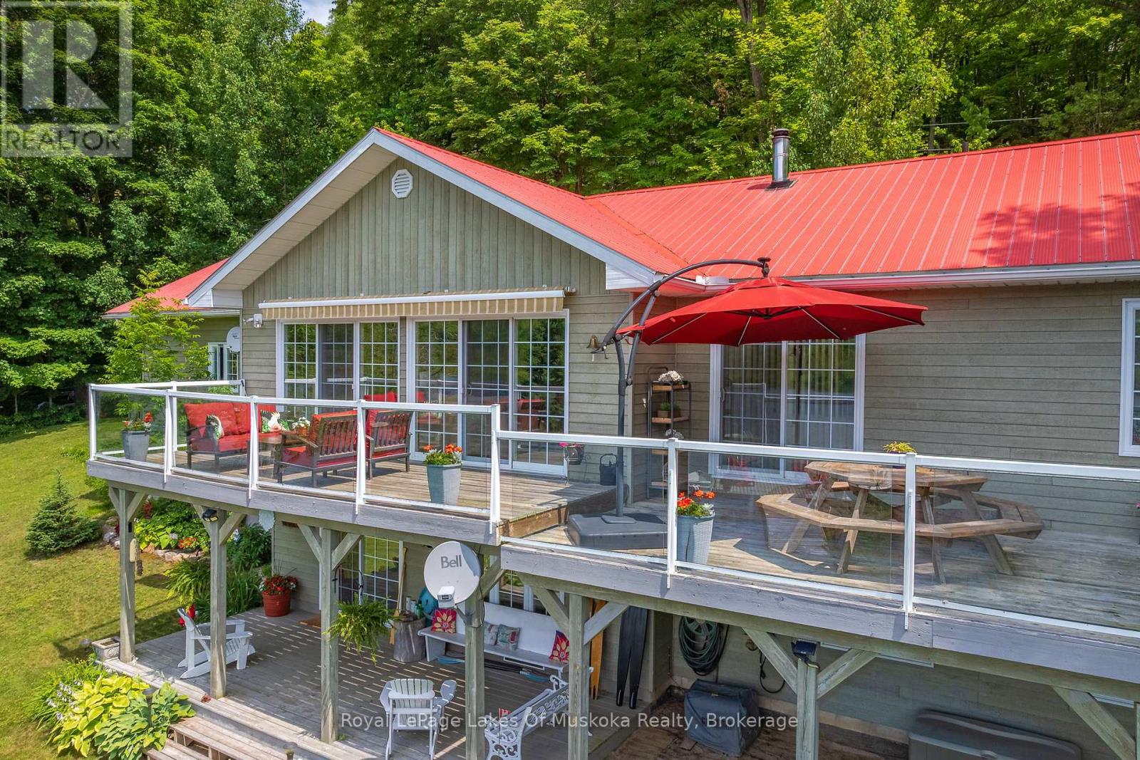 Photo 31 of 300 Wurm Road, Magnetawan ON