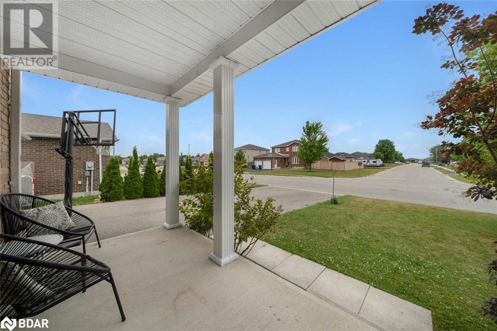 Photo 6 of 52 Nash Avenue, Elmvale ON