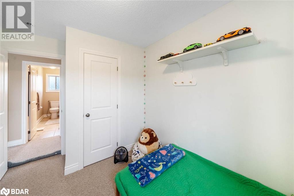 Photo 22 of 52 Nash Avenue, Elmvale ON