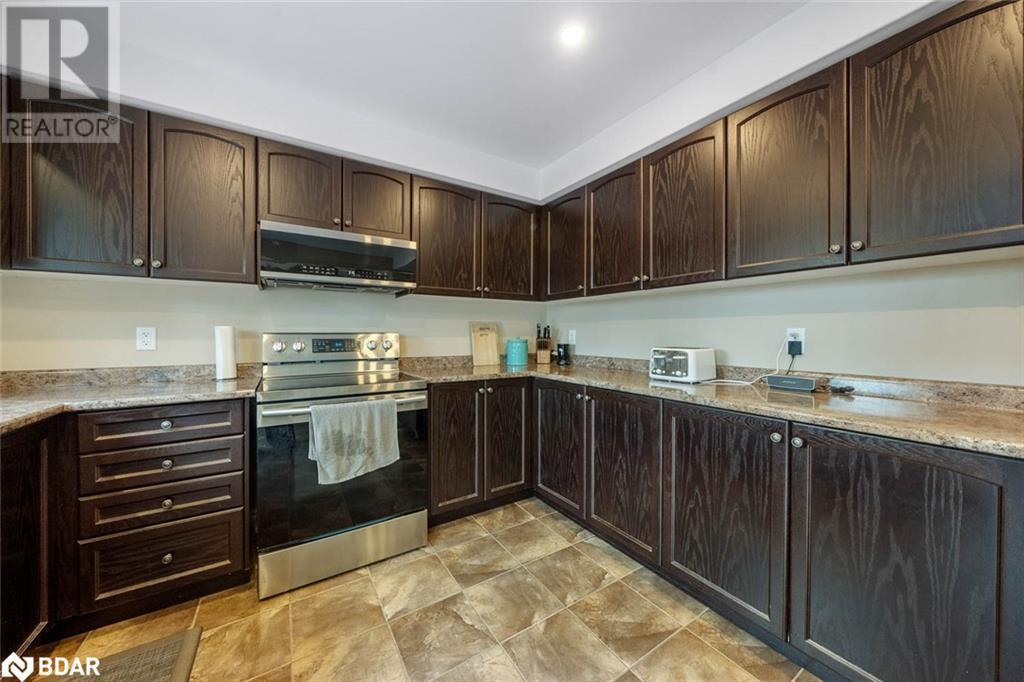 Photo 11 of 52 Nash Avenue, Elmvale ON