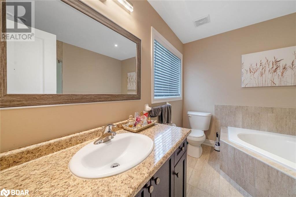 Photo 26 of 52 Nash Avenue, Elmvale ON