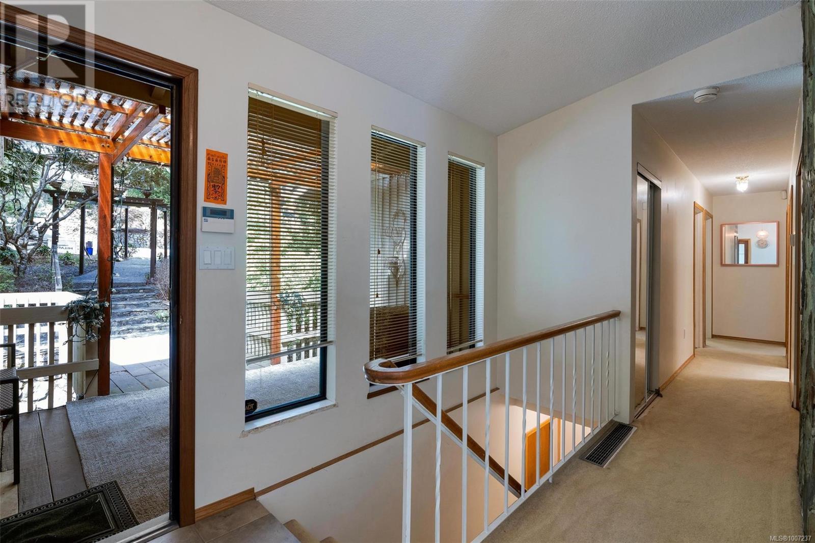 Photo 26 of 4687 Lochwood Cres, Saanich BC