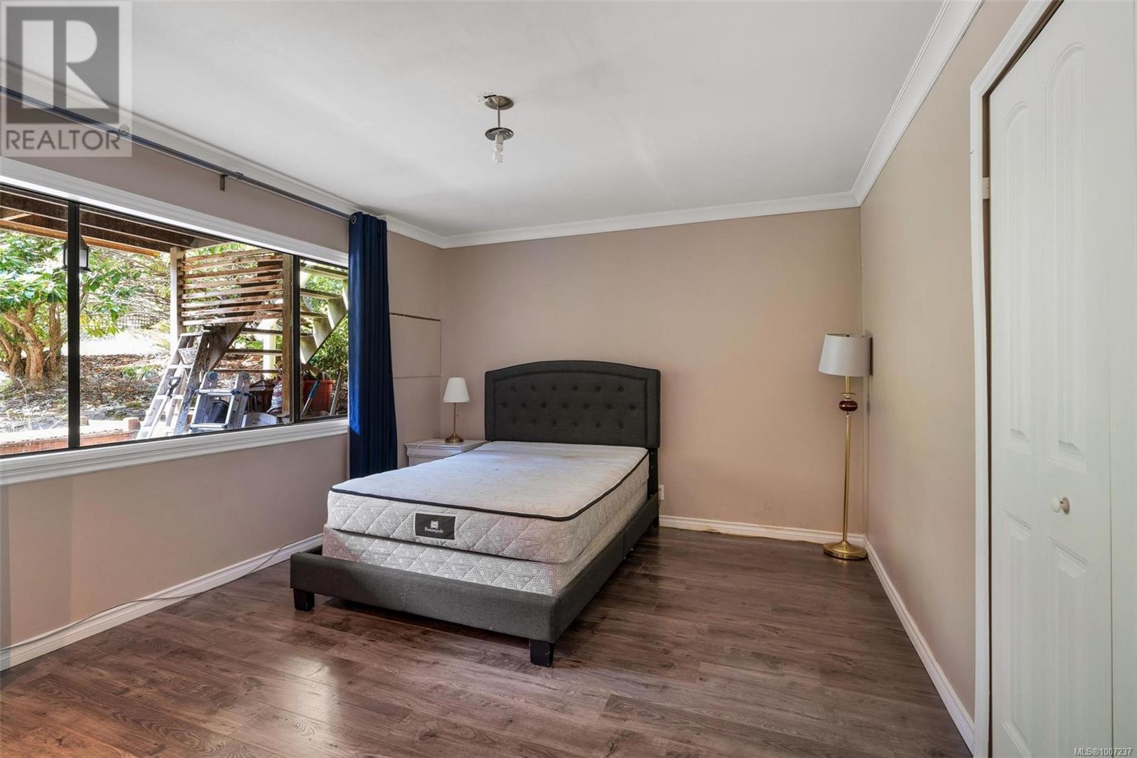 Photo 32 of 4687 Lochwood Cres, Saanich BC