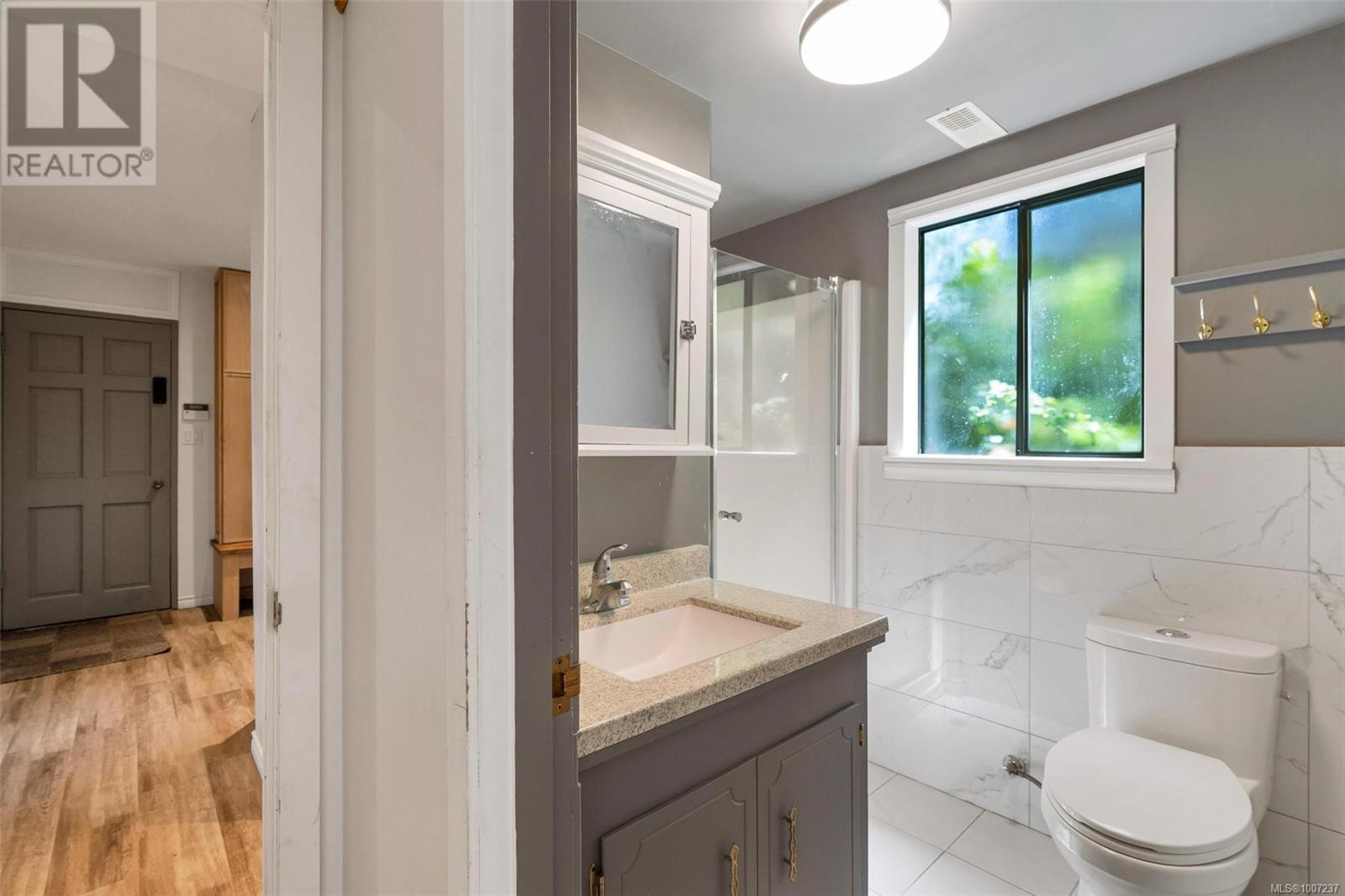 Photo 35 of 4687 Lochwood Cres, Saanich BC