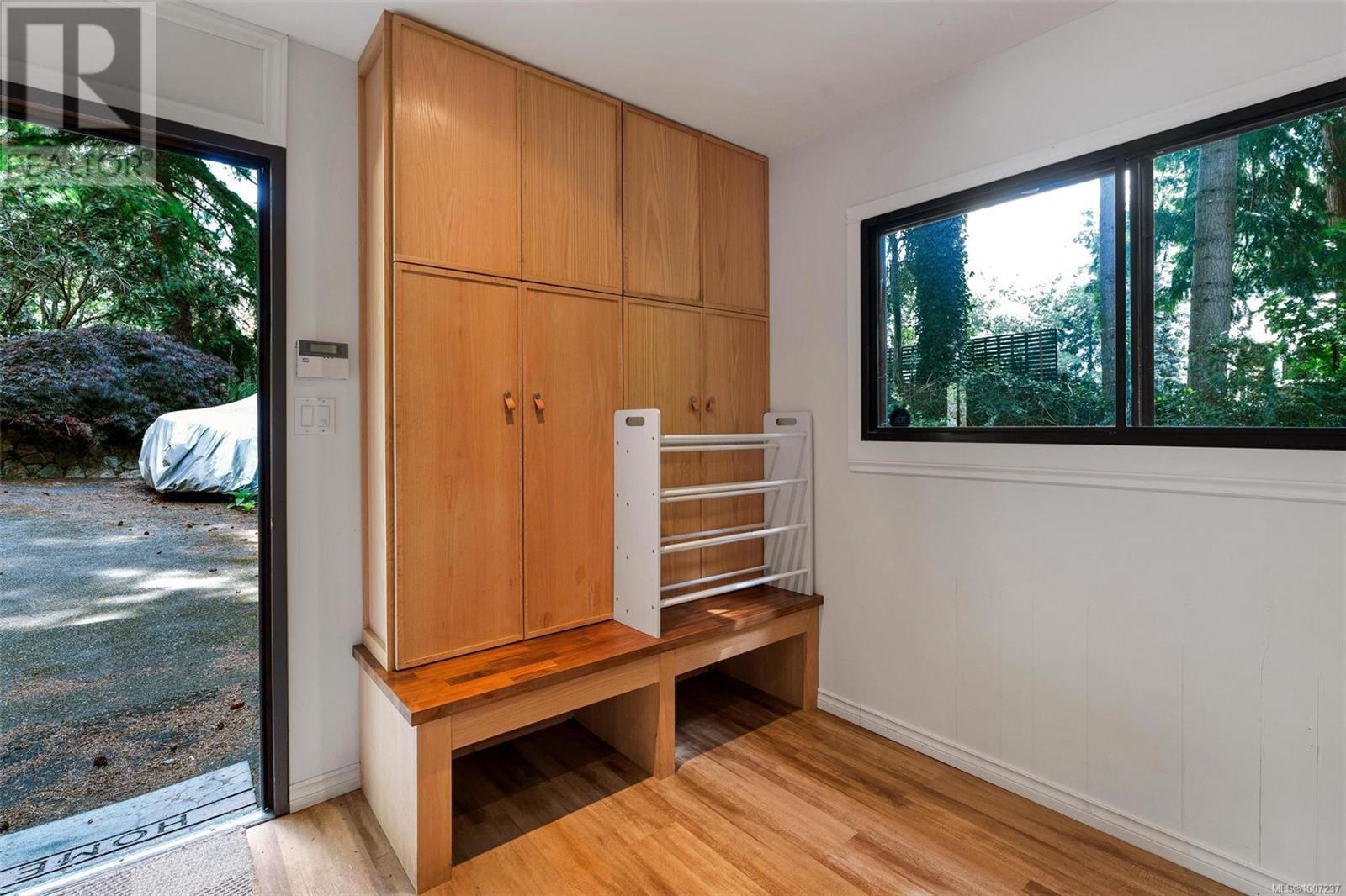 Photo 36 of 4687 Lochwood Cres, Saanich BC