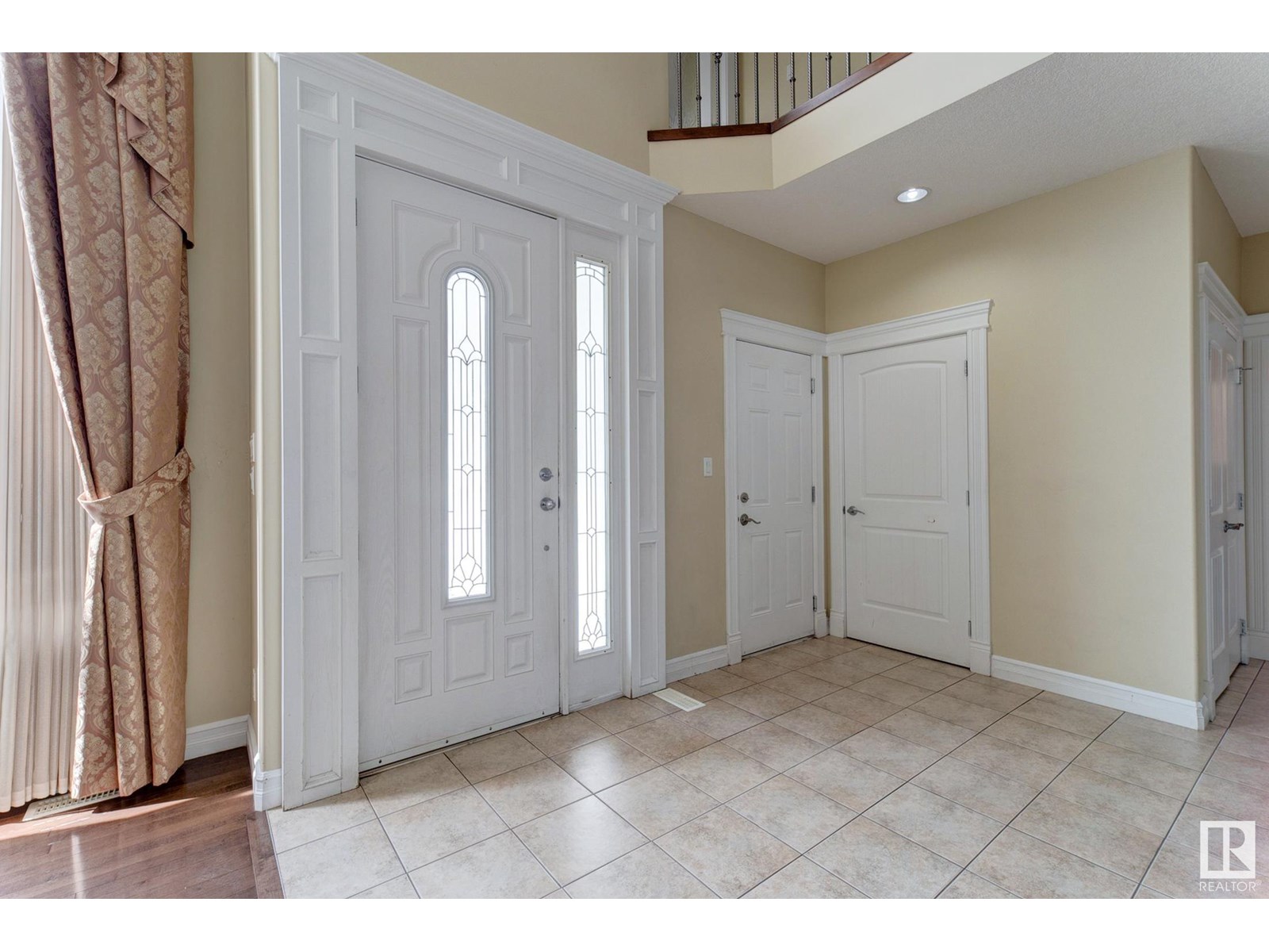 Photo 41 of 3621 28 A St Nw, Edmonton AB