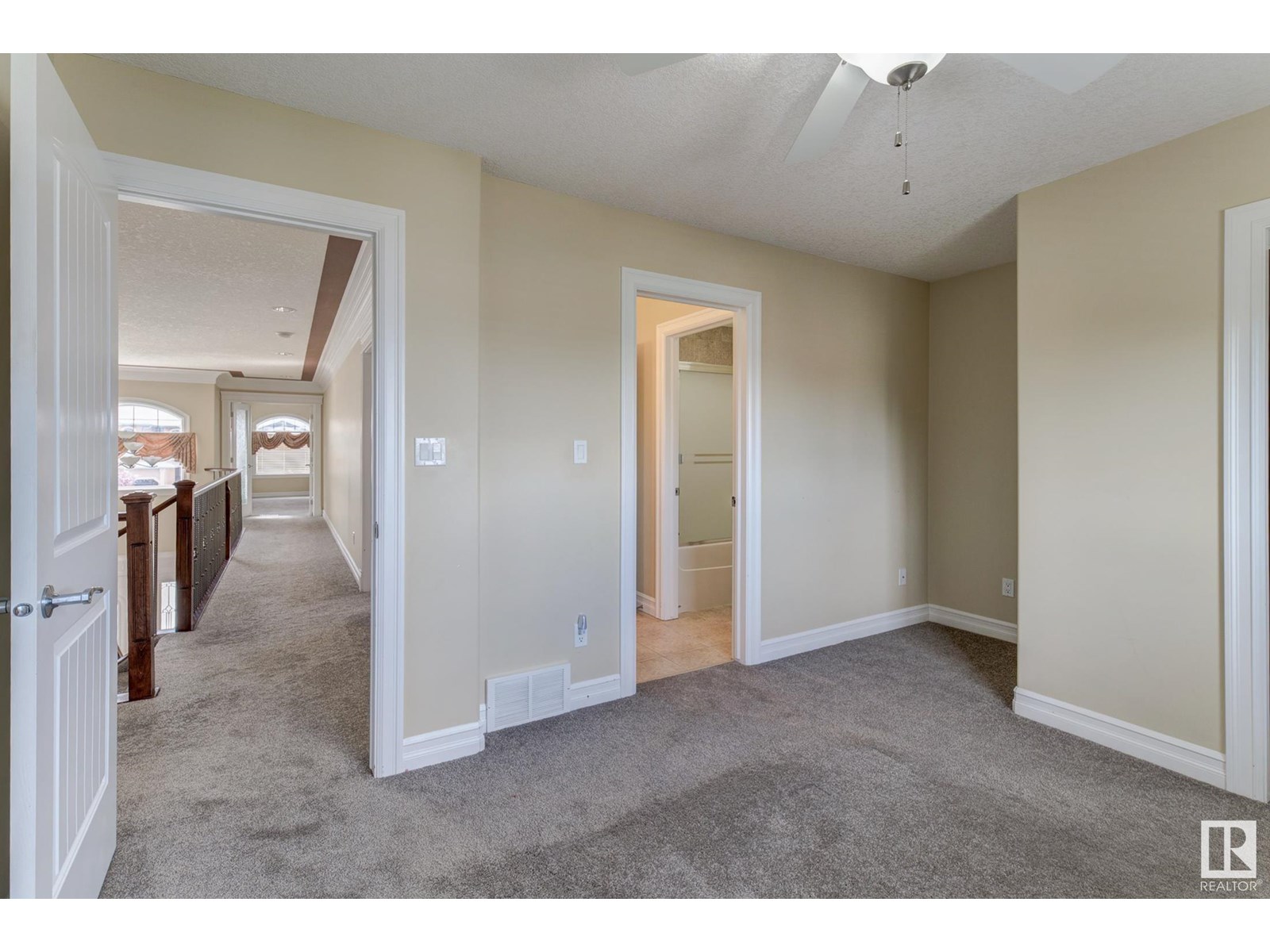 Photo 61 of 3621 28 A St Nw, Edmonton AB