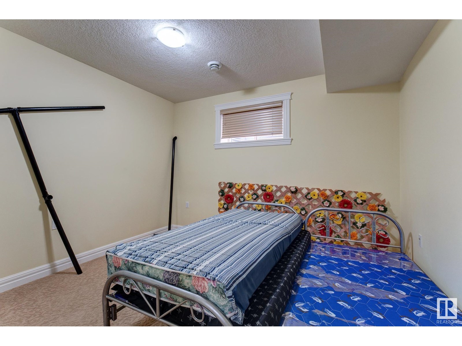 Photo 43 of 3621 28 A St Nw, Edmonton AB