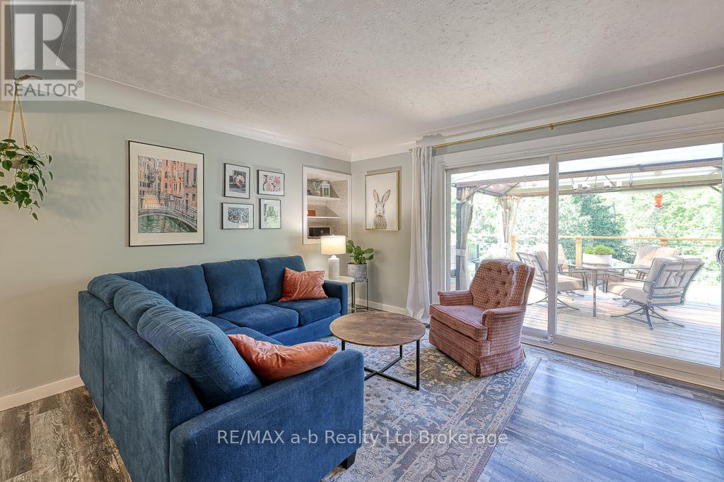 Photo 38 of 109 Sunset Drive, St Thomas ON