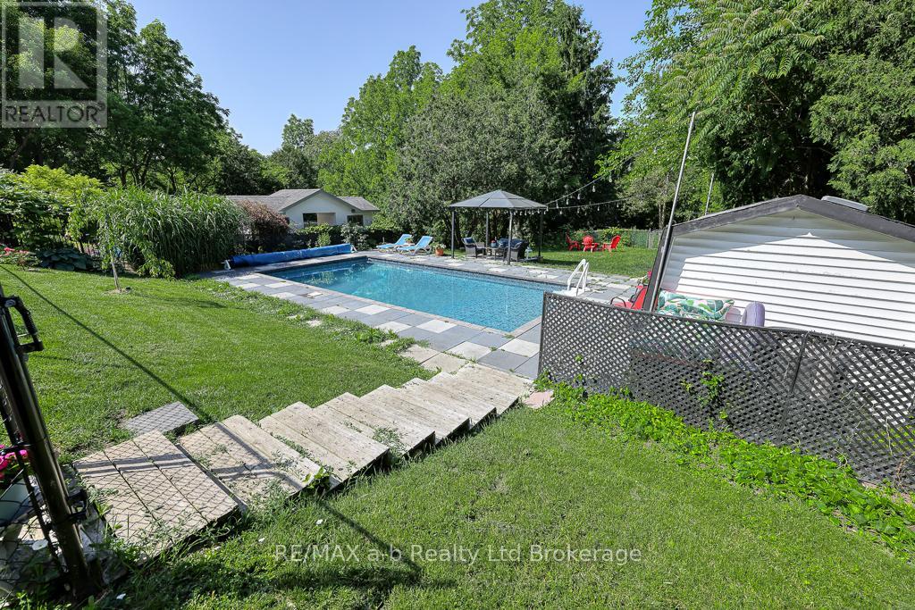 Photo 44 of 109 Sunset Drive, St Thomas ON