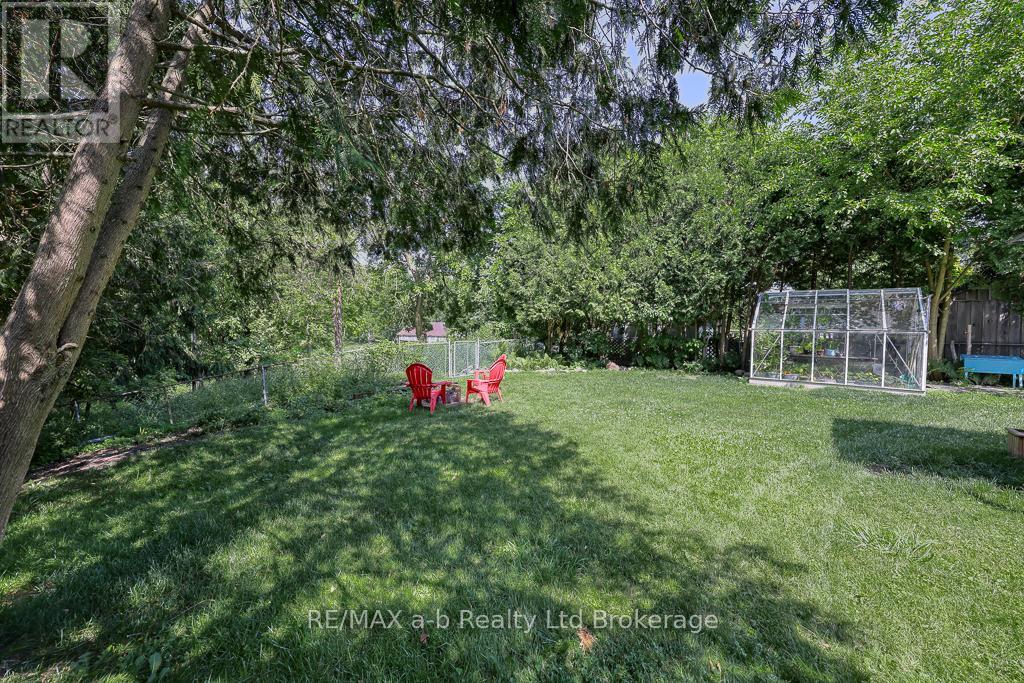Photo 46 of 109 Sunset Drive, St Thomas ON