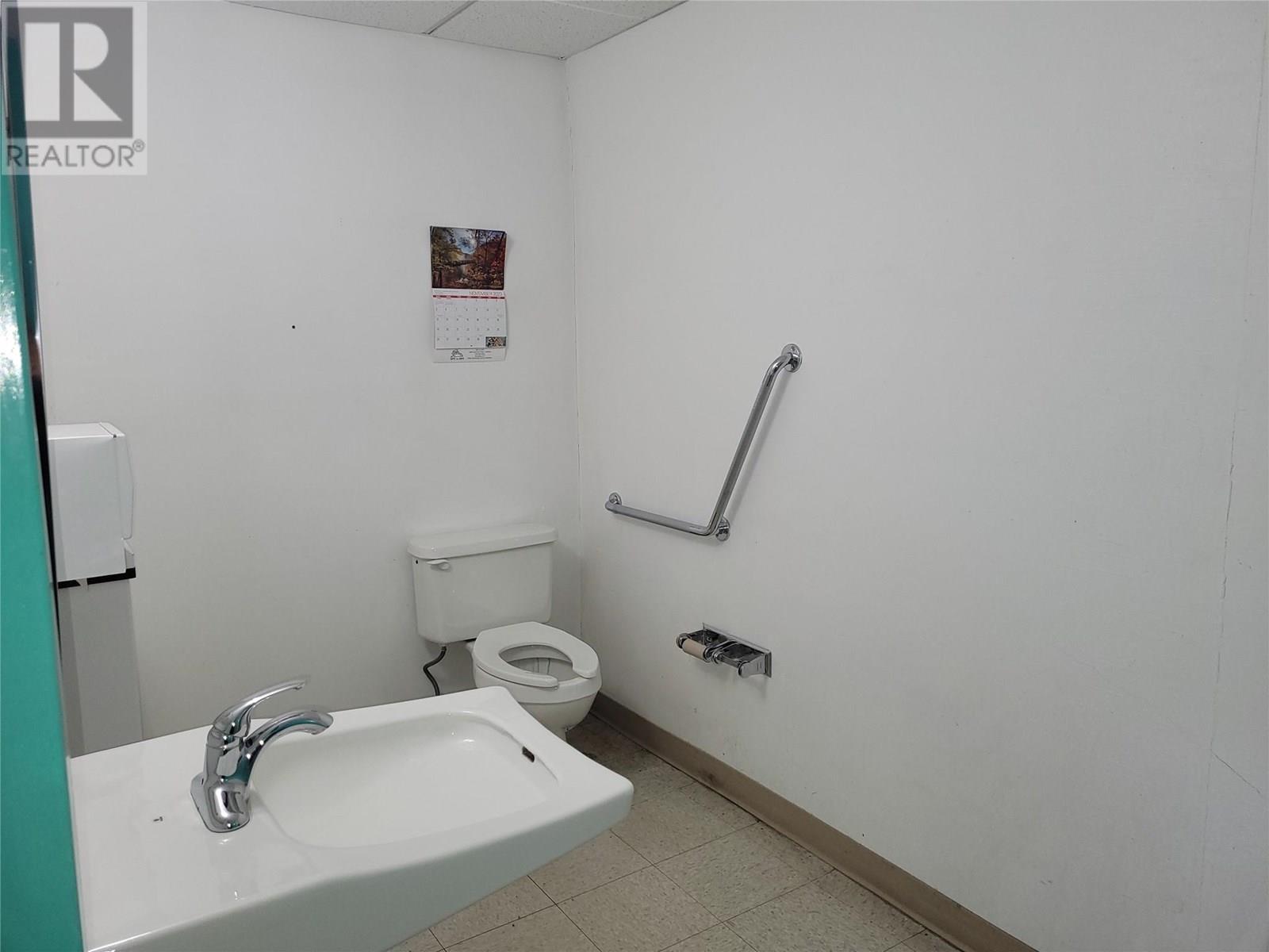 1850 Kirschner Road, Kelowna