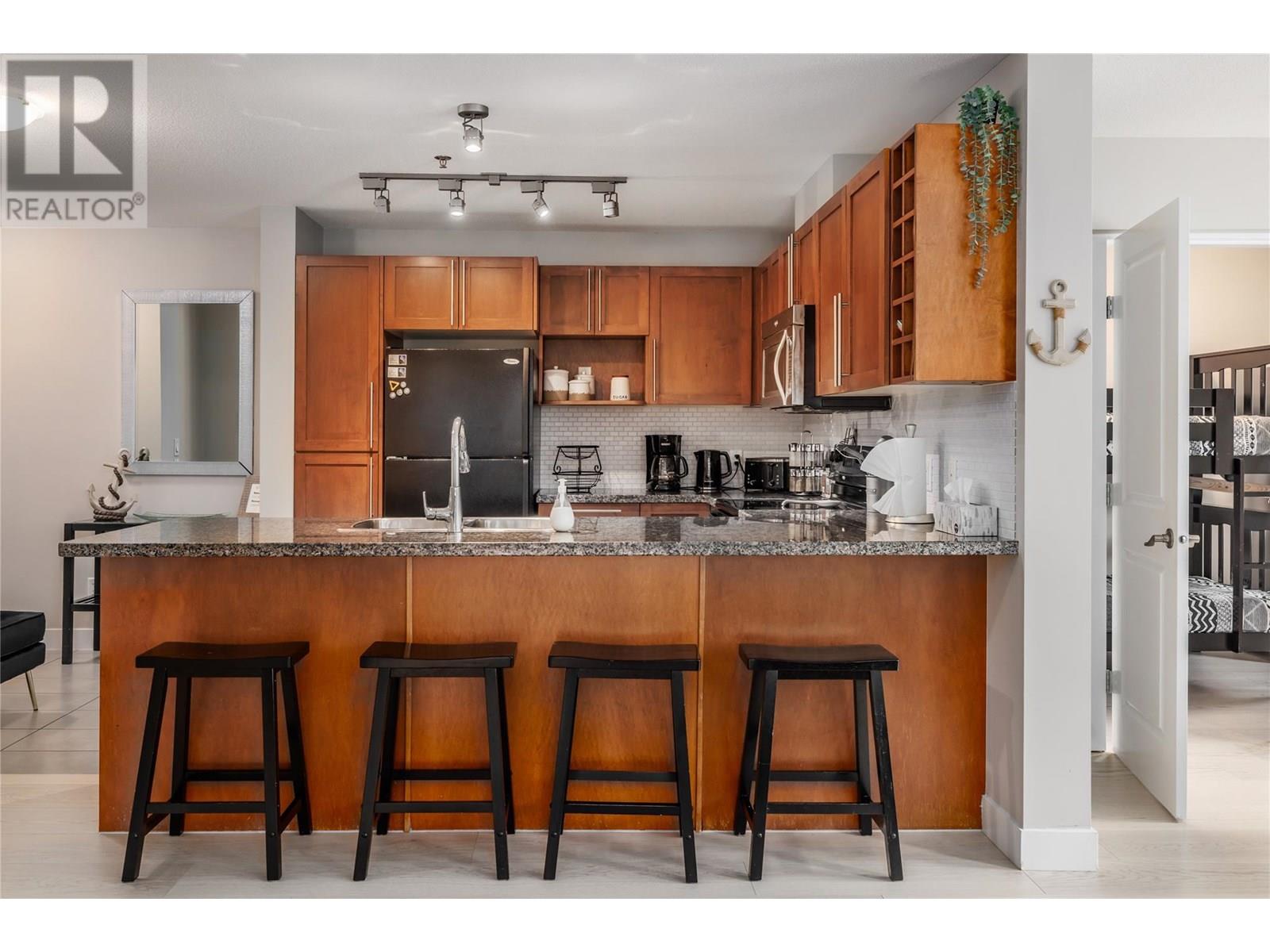 Photo 24 of 1093 Sunset Drive Unit 105, Kelowna BC