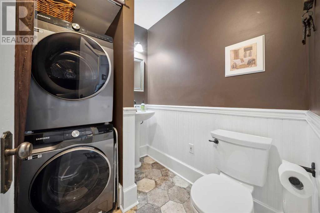 Single Family House for Sale in   Avenue NW Mount Pleasant Calgary 