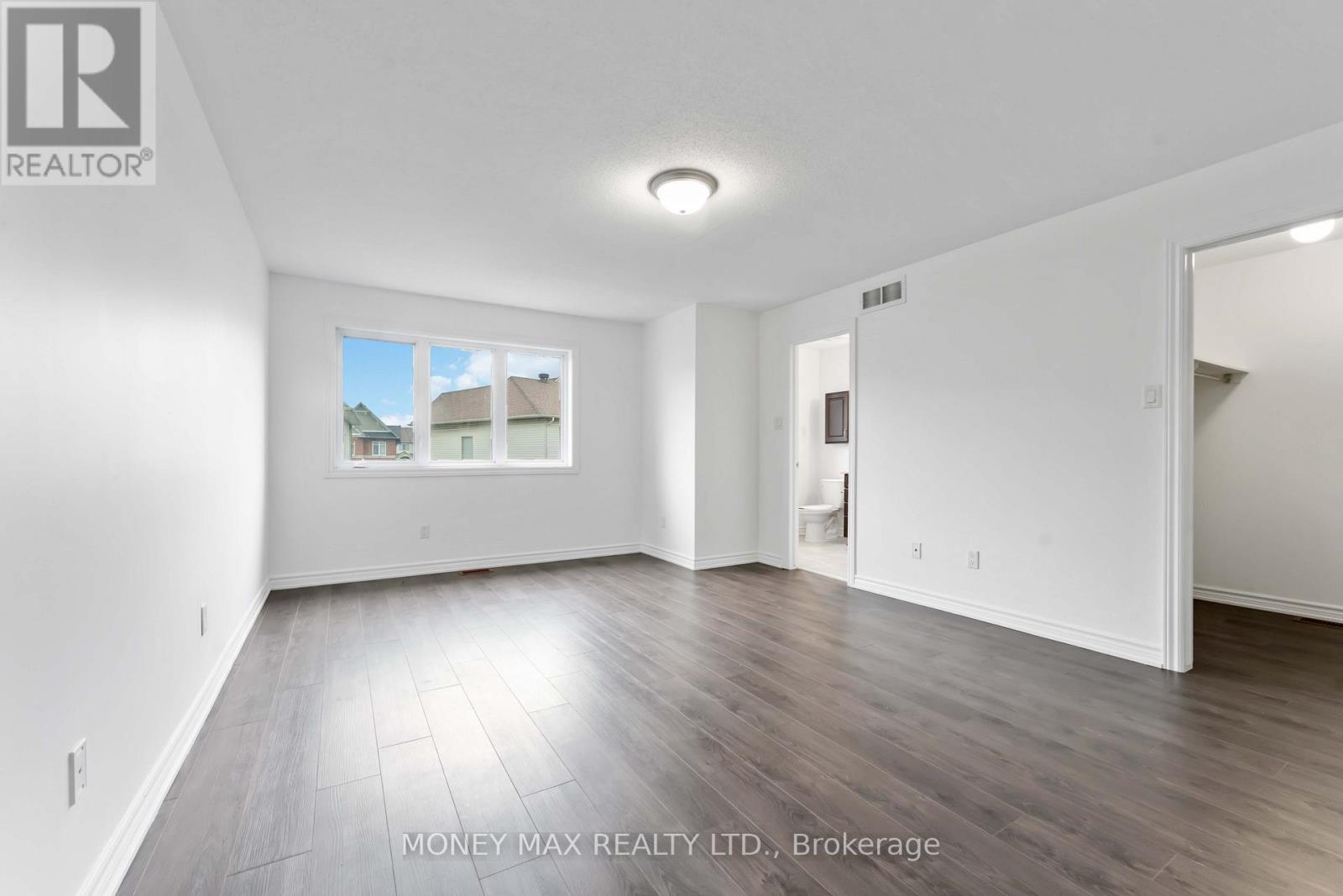 Photo 17 of 163 Garrity Crescent, Ottawa ON