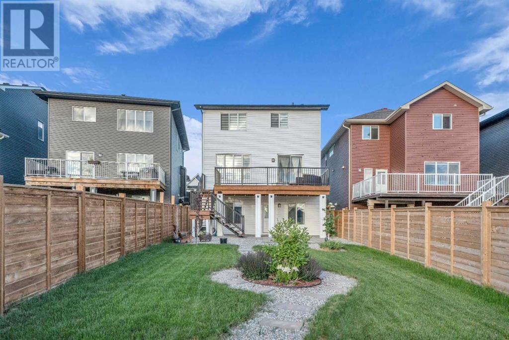 Single Family House for Sale in  Lucas Crescent NW Livingston Calgary 