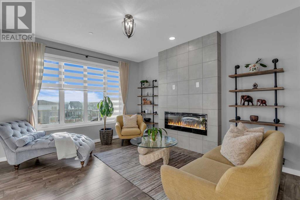 Single Family House for Sale in  Lucas Crescent NW Livingston Calgary 
