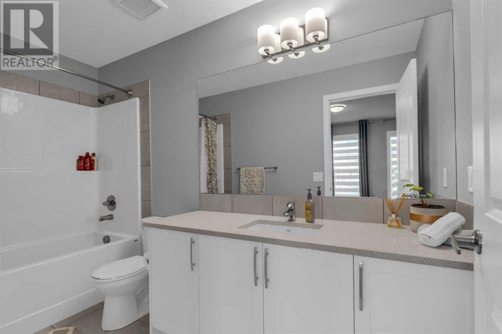 Single Family House for Sale in  Lucas Crescent NW Livingston Calgary 