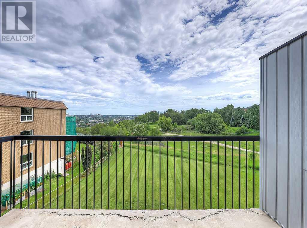Single Family House for Sale in   Cedar Crescent SW Spruce Cliff Calgary 