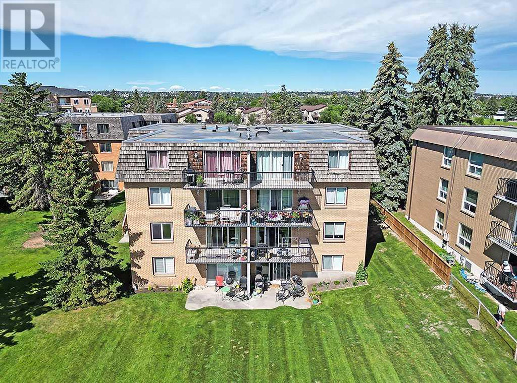 Single Family House for Sale in   Cedar Crescent SW Spruce Cliff Calgary 