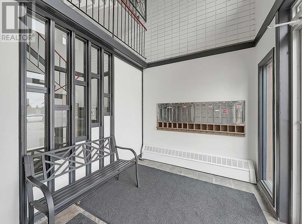 Single Family House for Sale in   Cedar Crescent SW Spruce Cliff Calgary 
