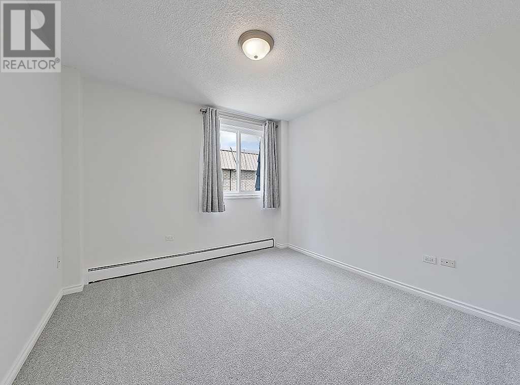 Single Family House for Sale in   Cedar Crescent SW Spruce Cliff Calgary 