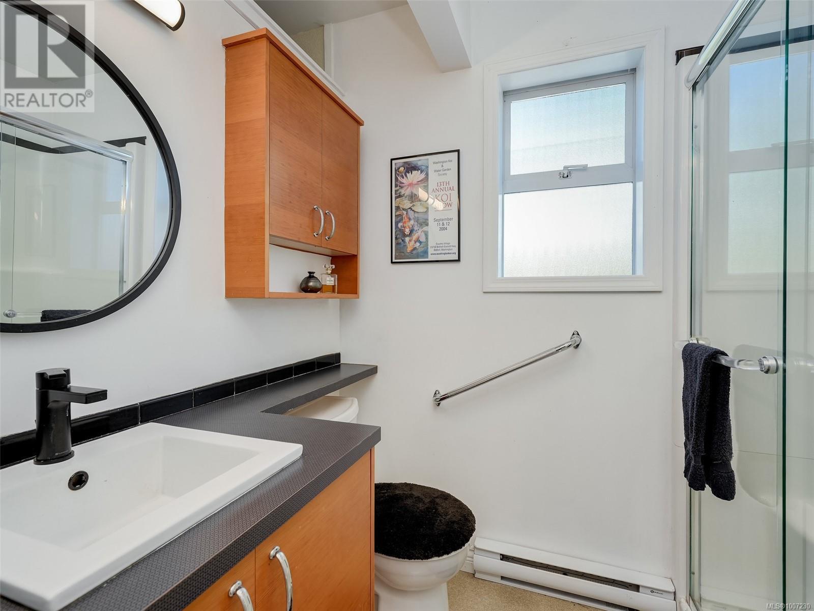  10189 West Saanich Road, North Saanich