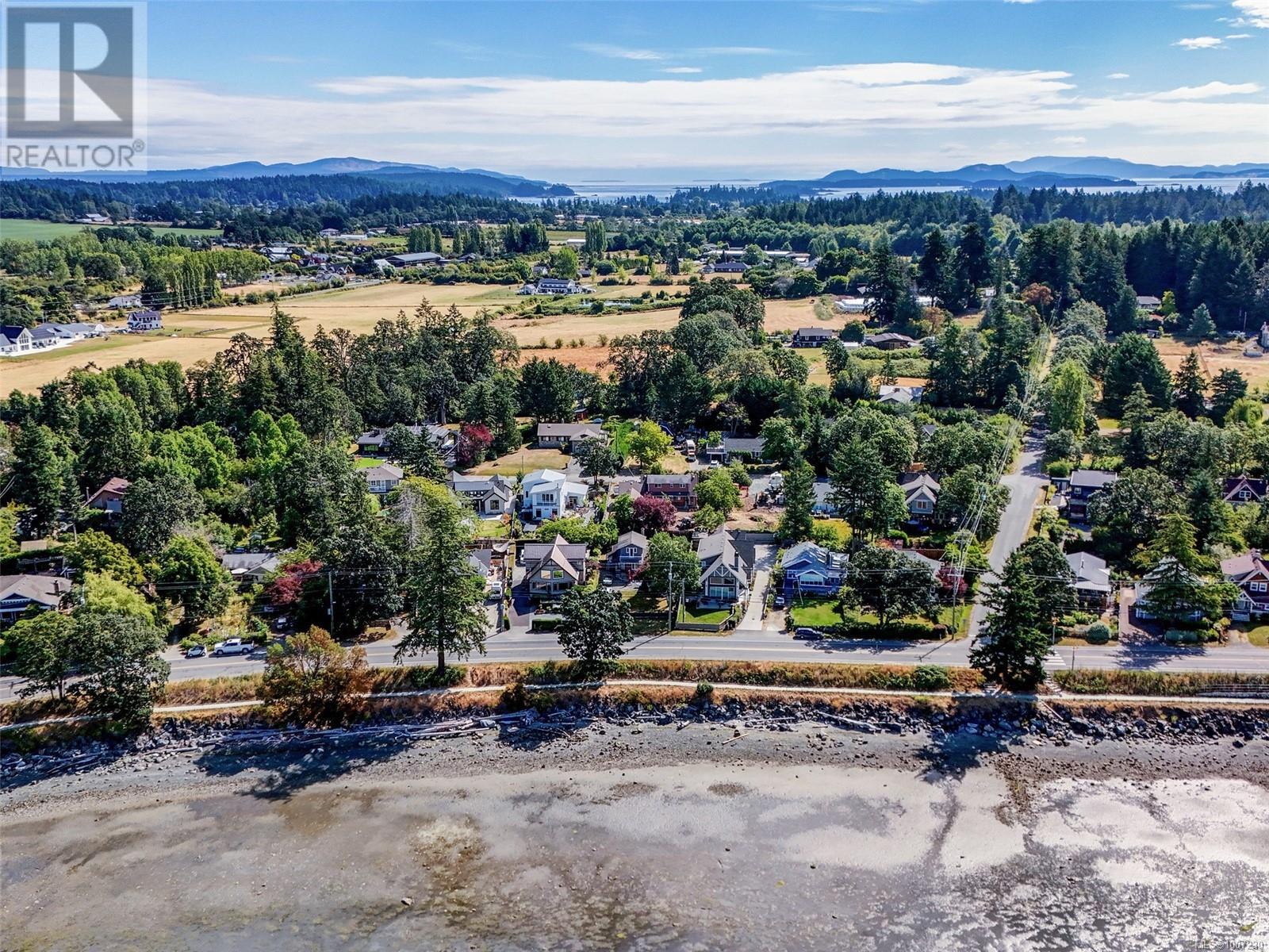  10189 West Saanich Road, North Saanich
