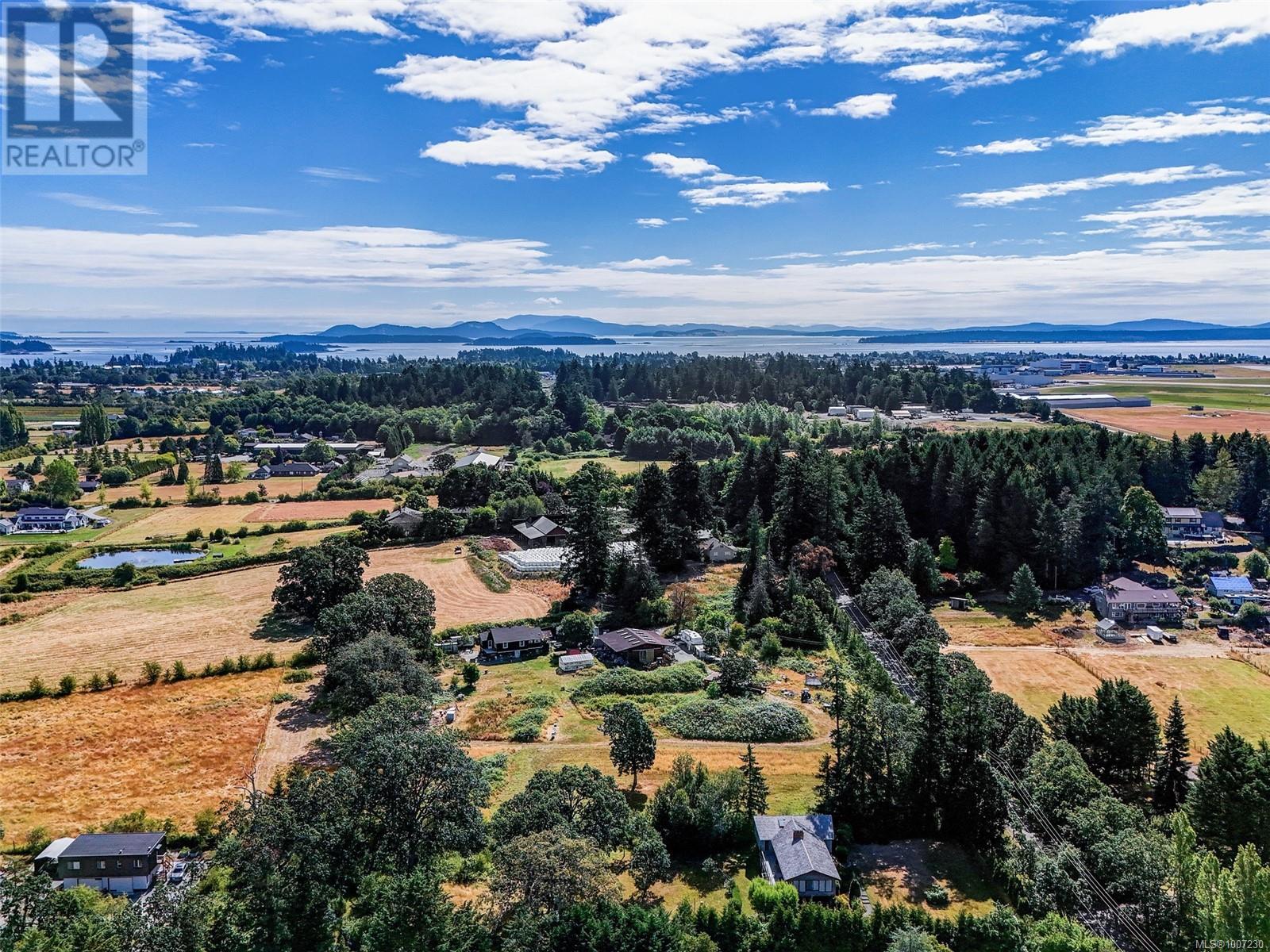  10189 West Saanich Road, North Saanich
