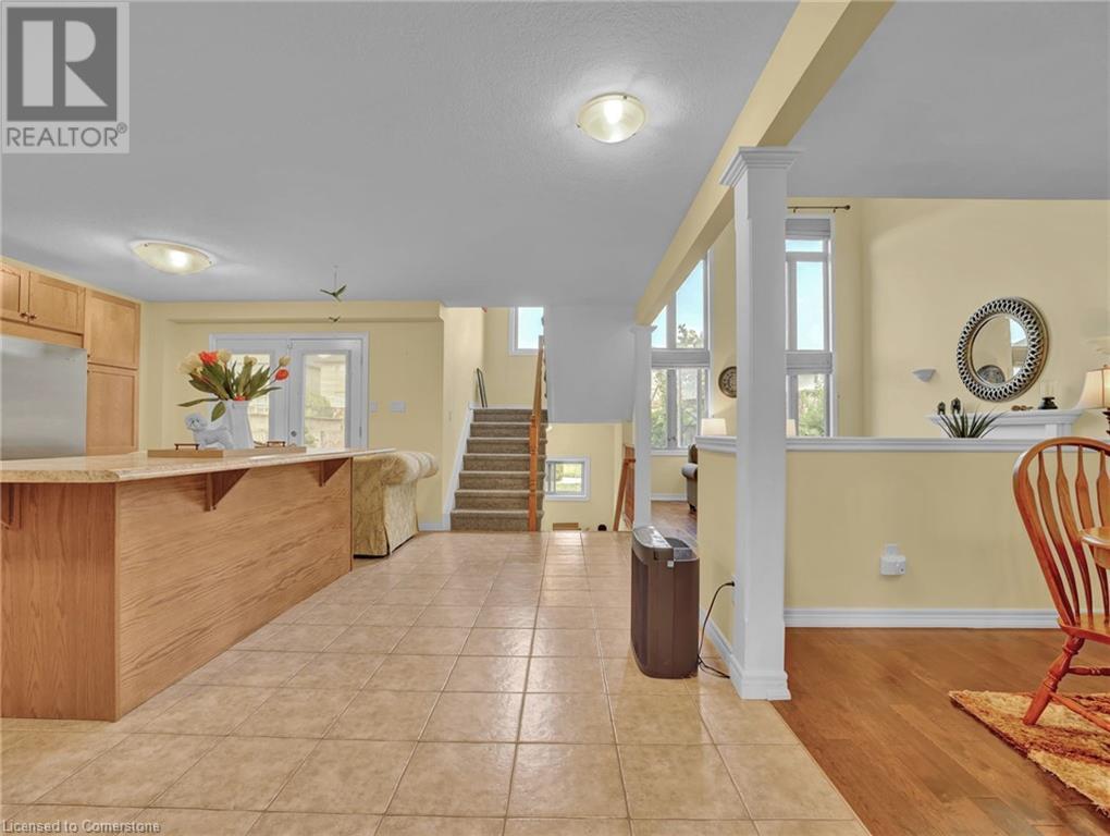 Photo 16 of 108 Provident Way, Mount Hope ON