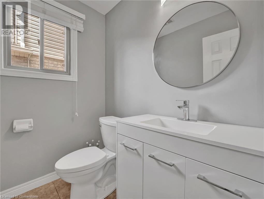 Photo 17 of 108 Provident Way, Mount Hope ON