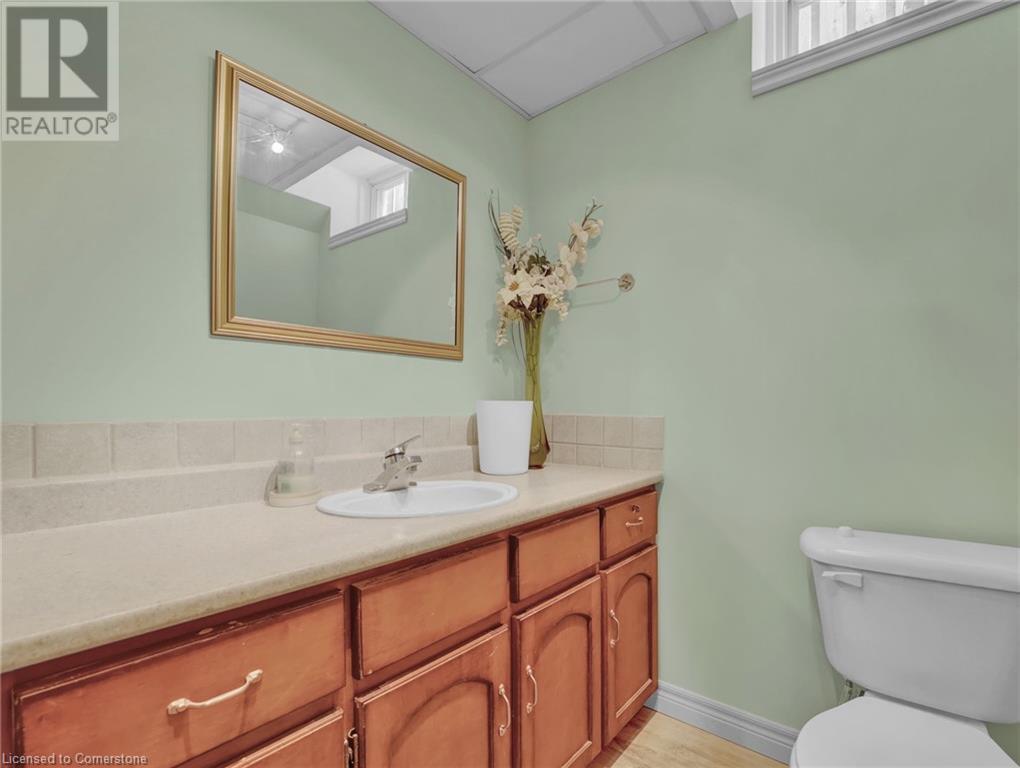 Photo 22 of 108 Provident Way, Mount Hope ON