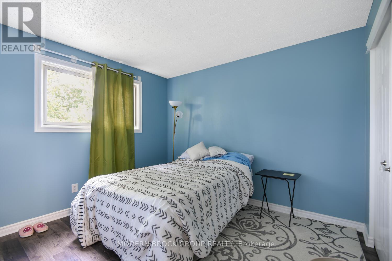Photo 9 of 162 Dana Street, Brockville ON
