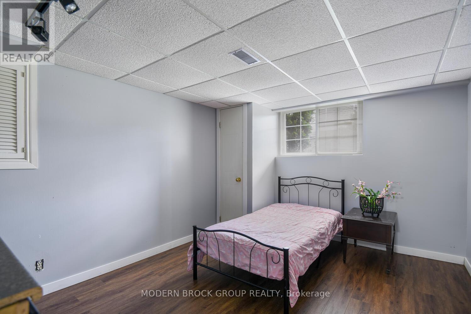 Photo 28 of 162 Dana Street, Brockville ON