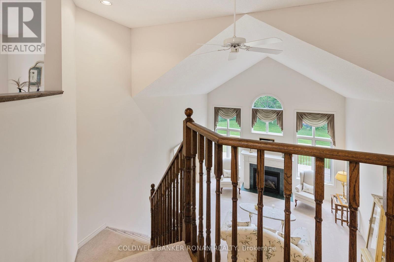 Photo 19 of 39 Bella Vista Trail, New Tecumseth ON