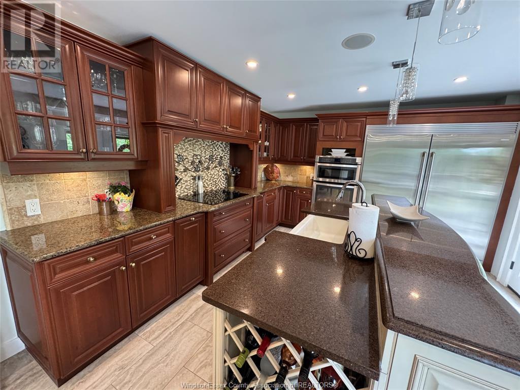 Photo 5 of 122 Augustine Drive, Kingsville ON