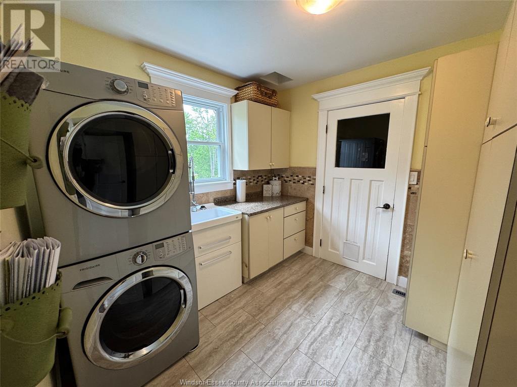 Photo 7 of 122 Augustine Drive, Kingsville ON
