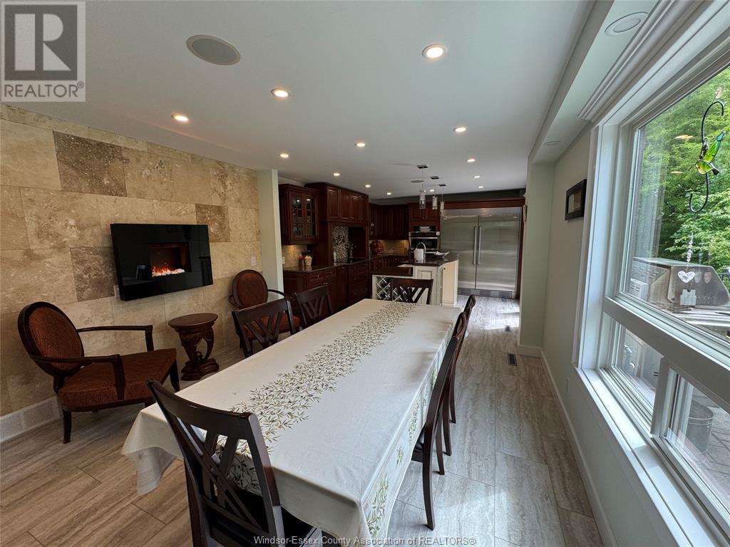 Photo 23 of 122 Augustine Drive, Kingsville ON
