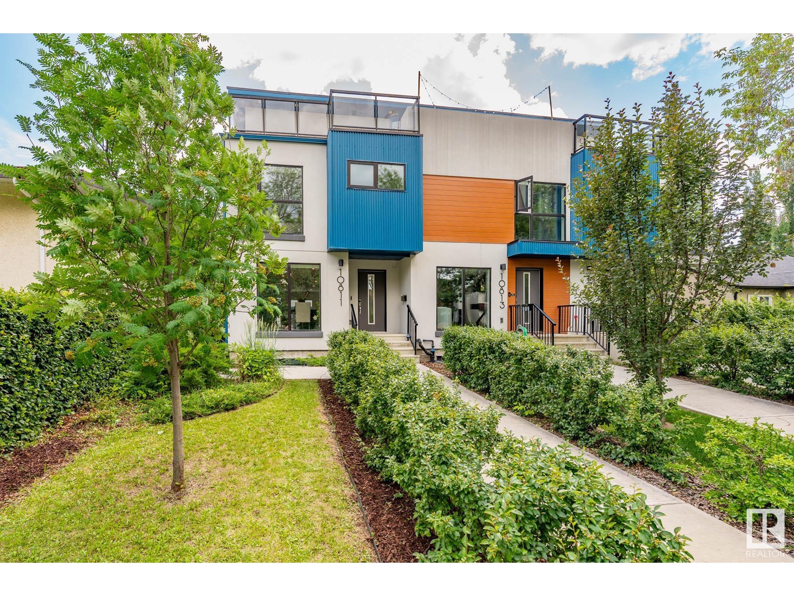 Photo 11 of 10811 64 Av Nw, Edmonton AB