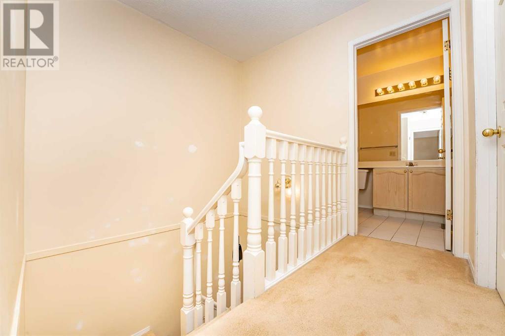 Single Family House for Sale in  Coachway Lane SW Coach Hill Calgary 